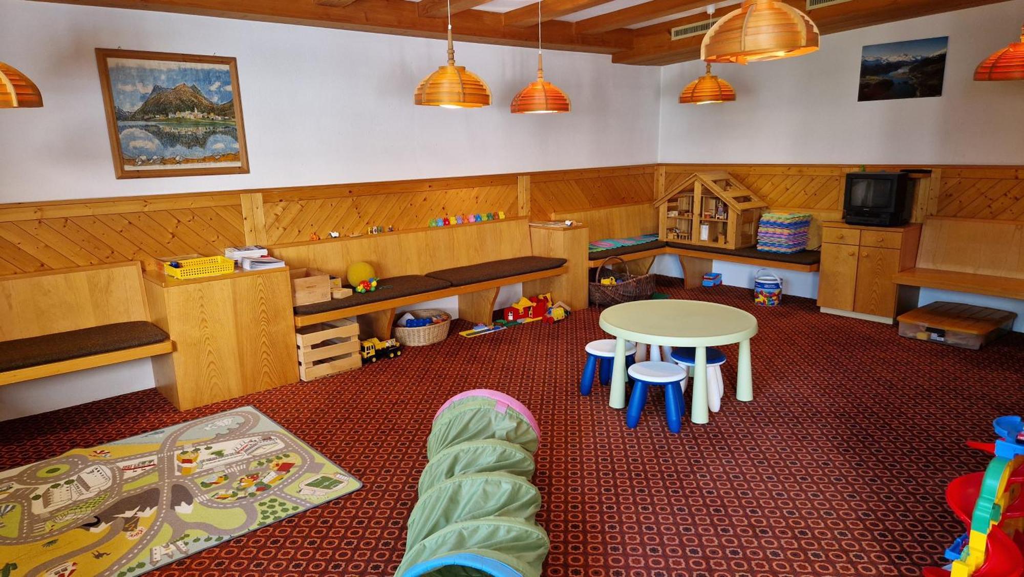 Aparthotel Chesa Bellaval Silvaplana Ngoại thất bức ảnh